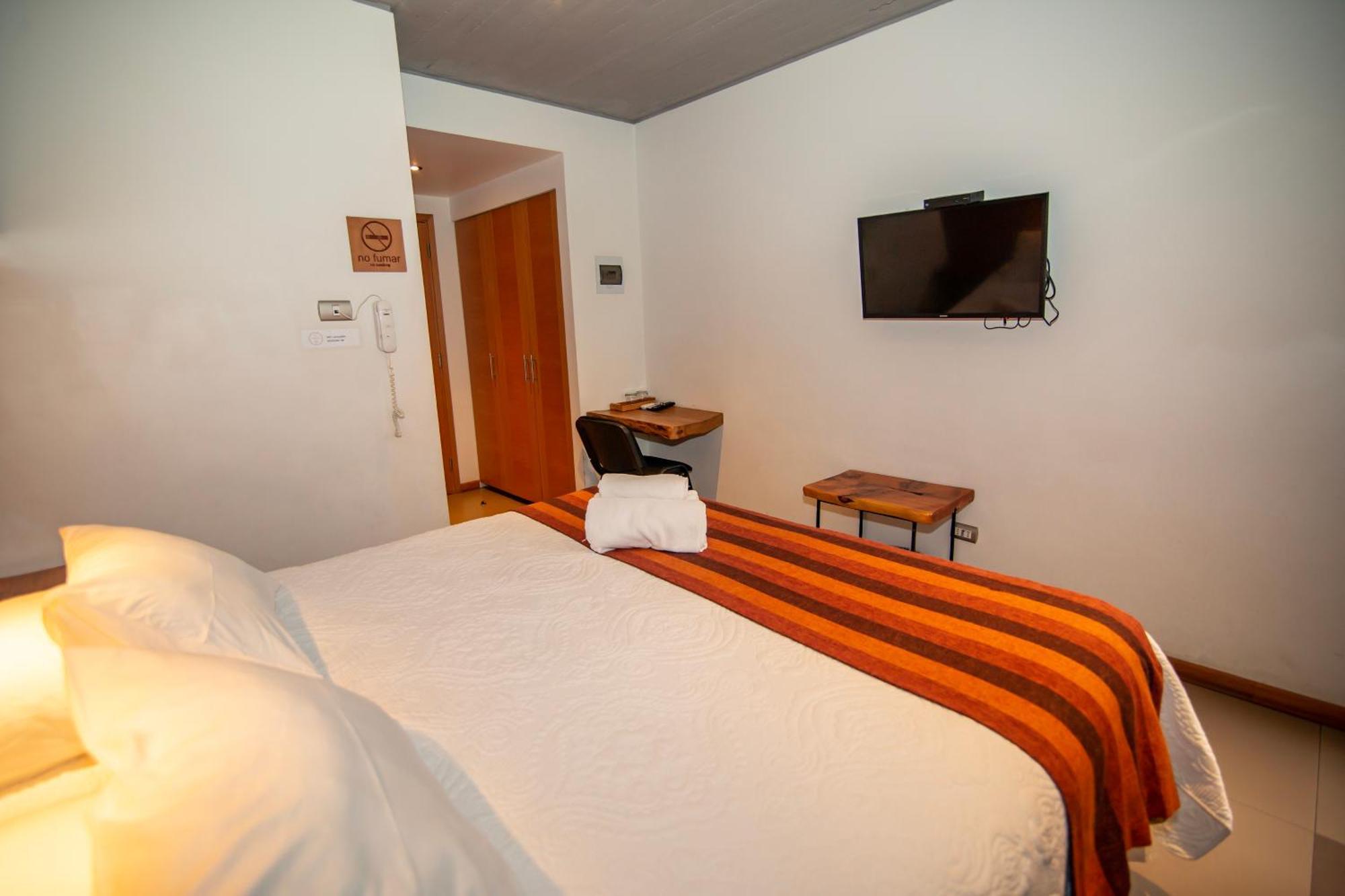 Hotel Cumbres Del Sur ปูกอน ภายนอก รูปภาพ